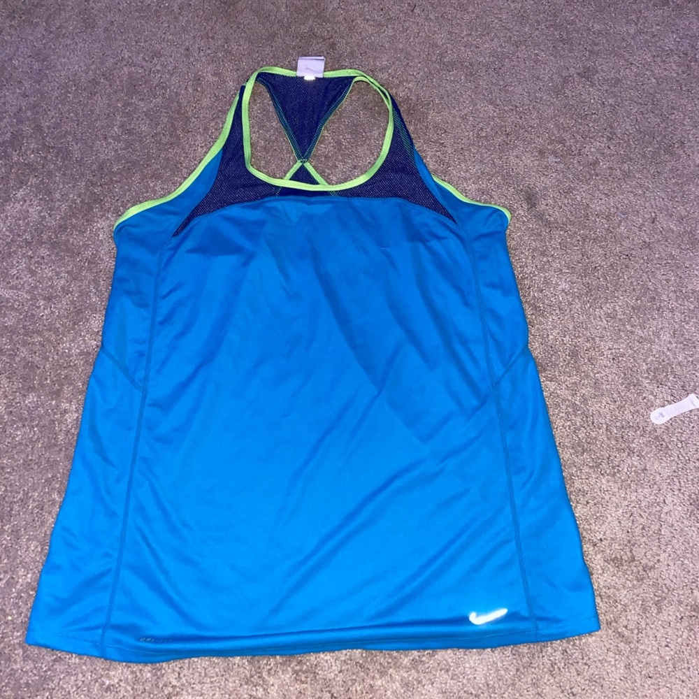 Nike dri-fit running tank, great condition!